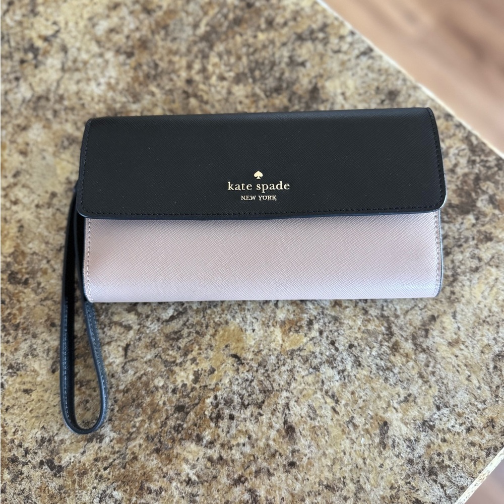 Kate Spade Black and Cream Clutch with Wristlet